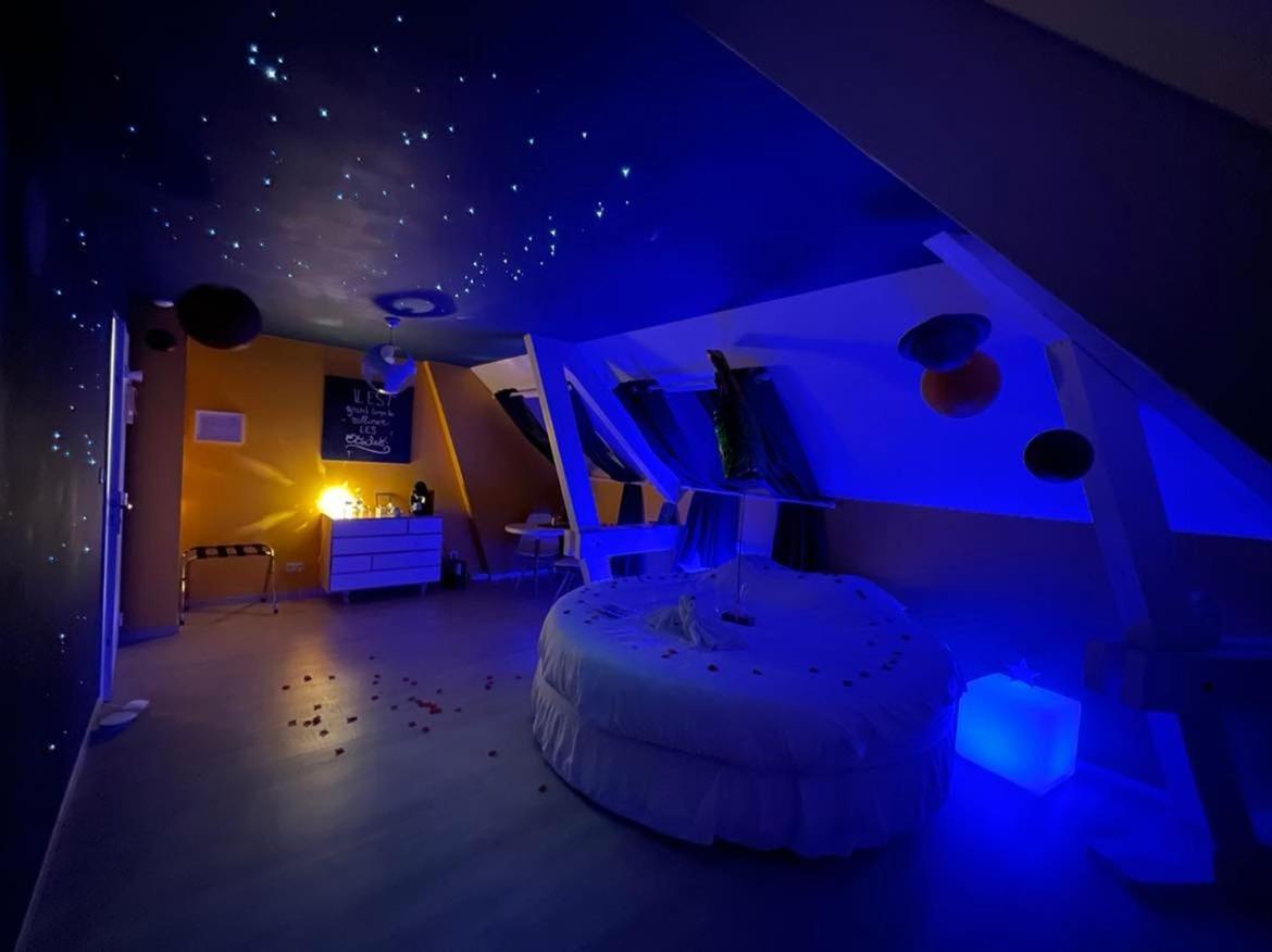 Maison D'Hotes & Spa La Vallee Des Reves Nods Bagian luar foto