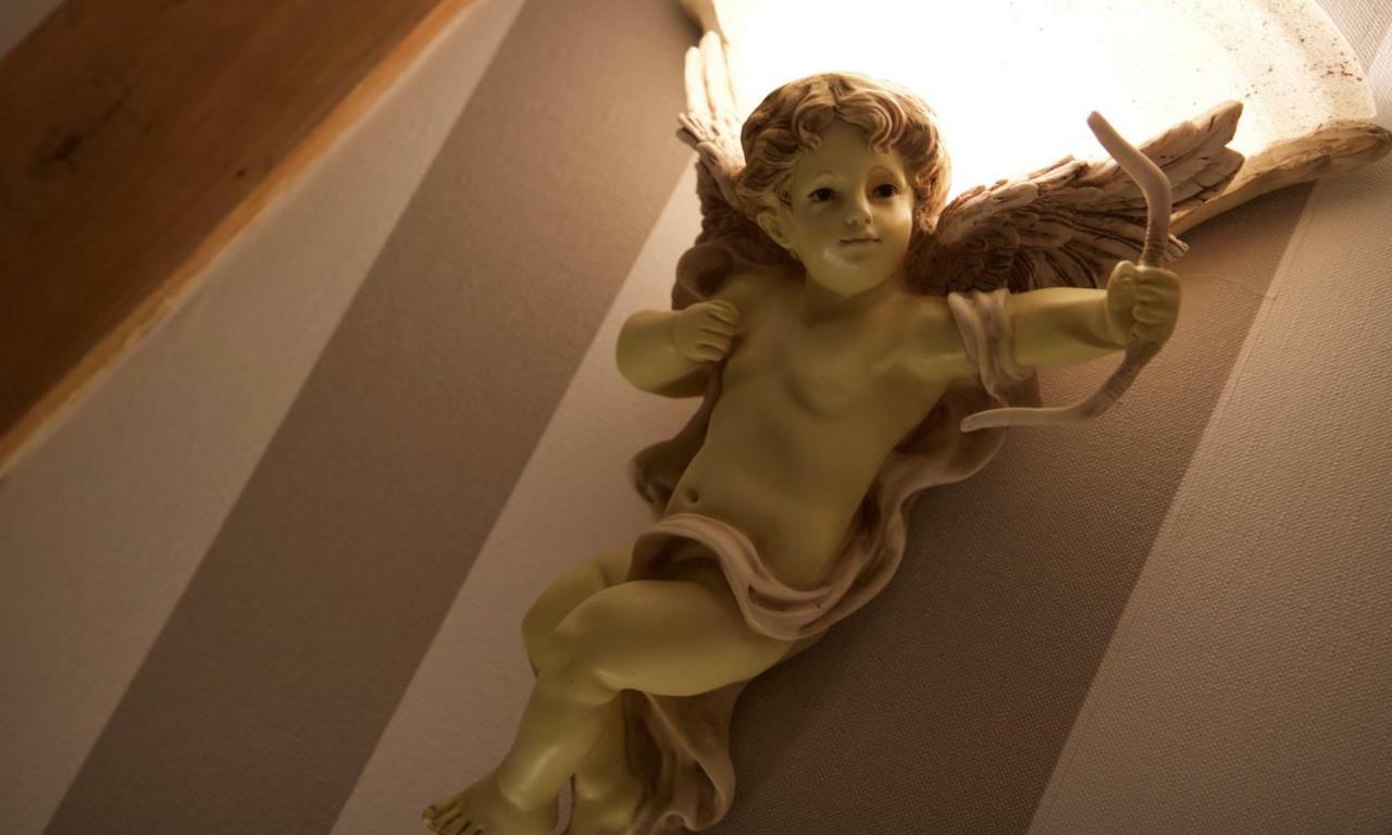 Maison D'Hotes & Spa La Vallee Des Reves Nods Bagian luar foto